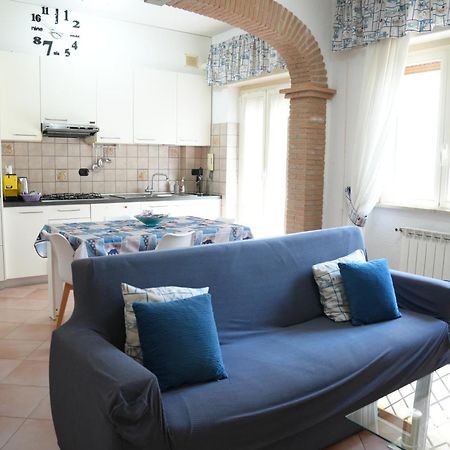La Casa Di Flo Apartment Анцио Екстериор снимка